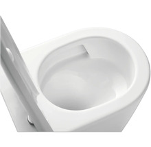 Detailaufnahme einer weißen Toilette aus Keramik