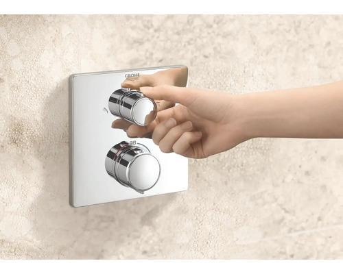 Logo Grohe Robinet thermostatique avec main