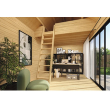 Pièce en bois claire avec lit mezzanine, échelle, bureau et façade vitrée.