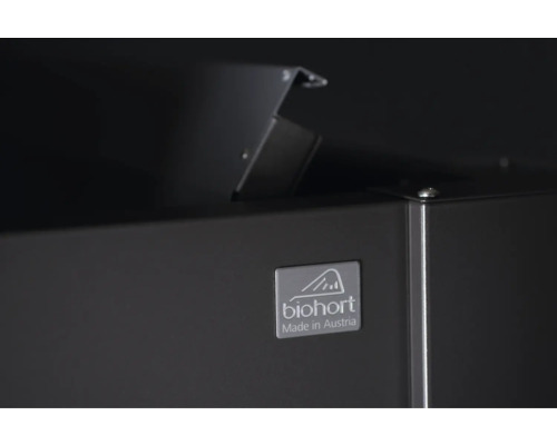 Logo Biohort sur un abri de jardin