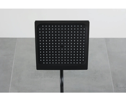 Quadratischer Duschkopf mit Düsen