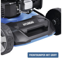 Vue détaillée d''une tondeuse à gazon avec pare-chocs avant et poignée de Hyundai