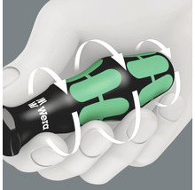 Illustration d''un tournevis Wera dans une main, qui démontre la poignée ergonomique.