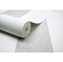 Tapetenrolle mit Streifenmuster