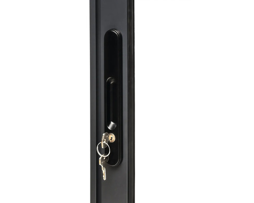 Serrure avec clés dans une porte
