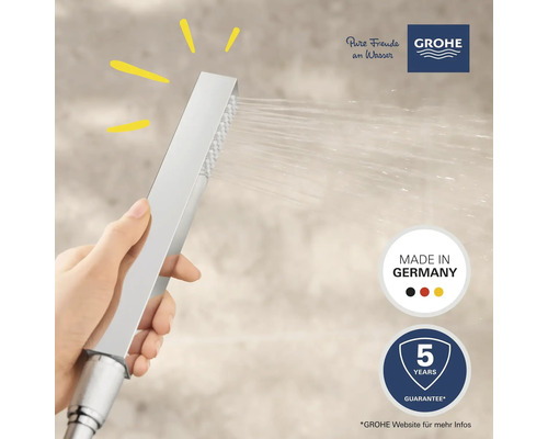 Handbrause aus Metall mit Wasserstrahl, Grohe Logo, Made in Germany Siegel, fünf Jahre Garantie