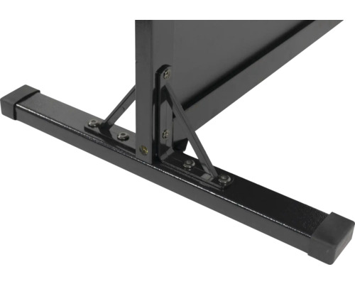 Detailansicht der Metallkonstruktion mit Schrauben