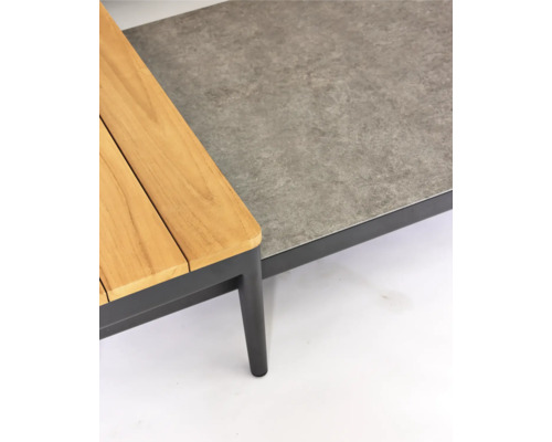 Vue détaillée d'une table de jardin avec plateau en bois et en pierre