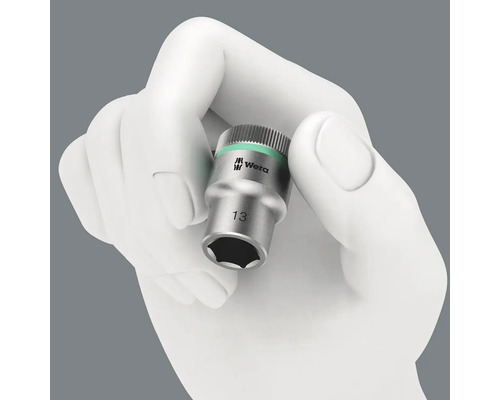 Wera Steckschlüssel Grösse 13 in der Hand