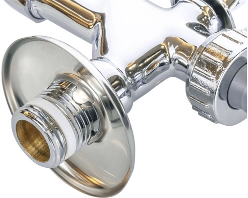 Eckventil mit Rosette