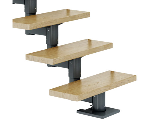 Escalier gain de place avec marches en bois et construction métallique