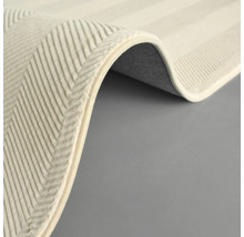 Detailansicht eines Teppichs mit Streifenmuster