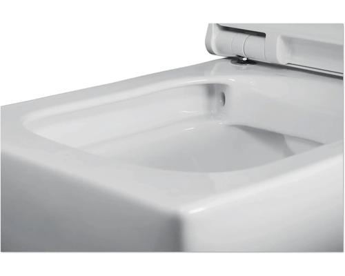 Gros plan de toilettes blanches avec couvercle