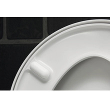 Abattant de toilette blanc en plastique