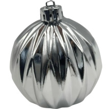 Boule de Noël argentée à motif rainuré