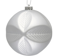 Boule de Noël à motif de feuilles à suspendre