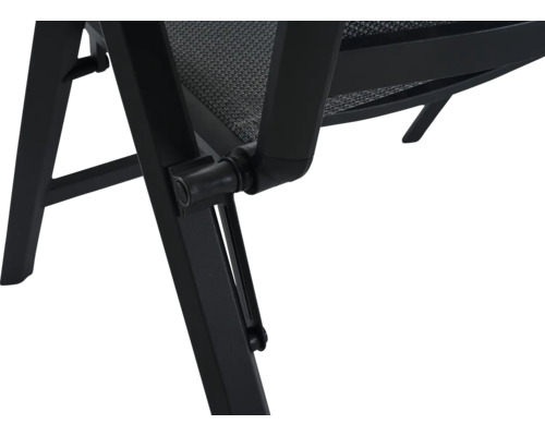 Vue détaillée d'une chaise pliante en aluminium et tissu textile