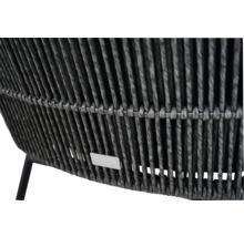 Vue détaillée d'un fauteuil de jardin avec structure en rotin et logo Siena Garden