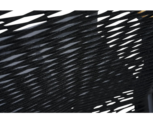 Gros plan de cordes noires tressées