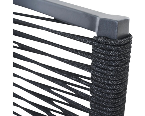 Vue détaillée d'un mobilier de jardin avec cordage et cadre métallique