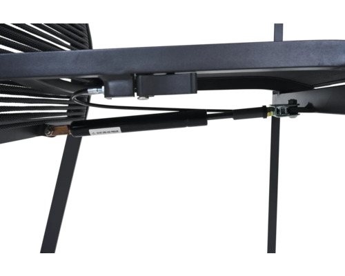 Gros plan d'un fauteuil avec ressort à gaz pour ajuster la position assise