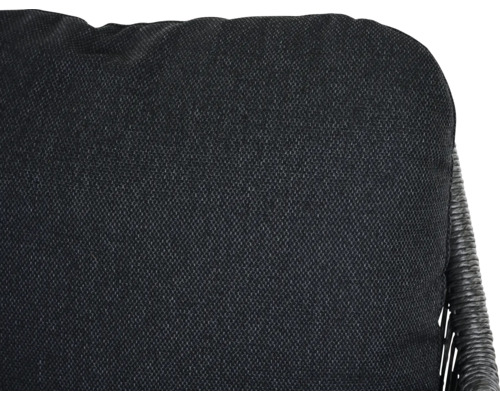 Gros plan d'un coussin de chaise en tissu noir