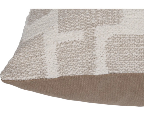 Dekokissen mit geometrischem Muster