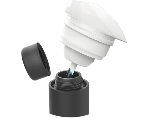 Flacon de vernis à ongles avec applicateur et couvercle ouvert