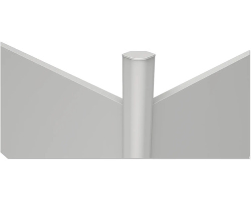 Detailansicht eines Metallpfostens mit Paneelen