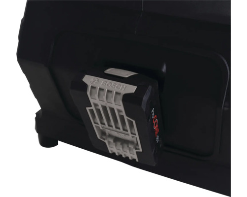 Bosch ProCORE 18 Volt Akku am schwarzen Werkzeug