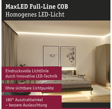 Schlafzimmer mit indirekter LED-Beleuchtung für stimmungsvolles Licht