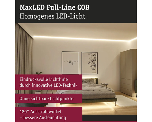 Schlafzimmer mit indirekter LED-Beleuchtung für stimmungsvolles Licht