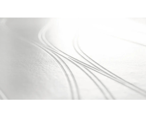 Nahaufnahme einer weißen Vinyltapete mit linearem Muster