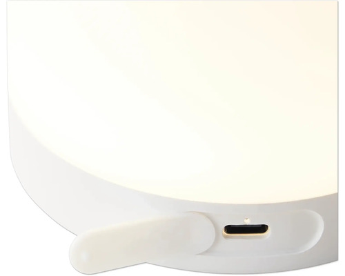 Gros plan d''une lampe blanche avec port USB