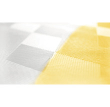 Detailaufnahme eines Stoffes mit Schachbrettmuster