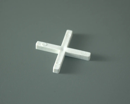 Fliesenkreuz zur gleichmäßigen Verlegung von Fliesen