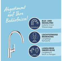 Produktbild einer Armatur mit Informationen zu blei- und nickelfreien Wasserwegen, leichtgängiger Bedienung und langlebiger Oberfläche