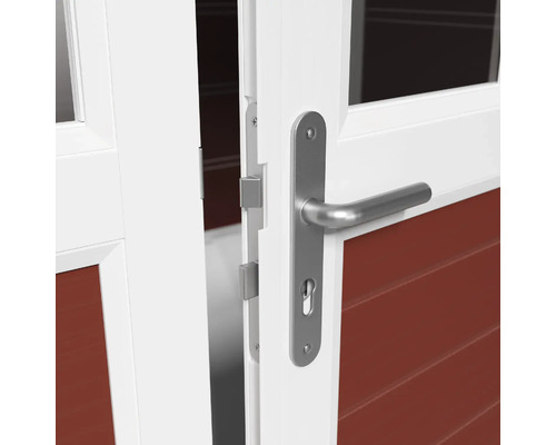 Vue détaillée d'une porte avec ferrures et serrure