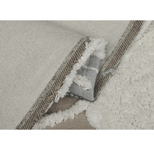 Detailansicht eines Teppichs mit Fransen