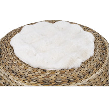 Hundebett aus Wasserhyazinthe mit Plüschkissen