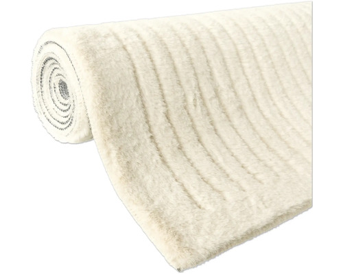 Tapis enroulé à poils longs