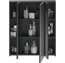 Armoire de toilette ouverte avec plusieurs articles de bain