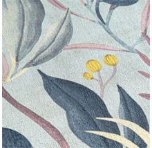 Gros plan d'un papier peint avec un motif floral