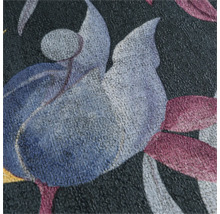 Nahaufnahme einer floral gemusterten Tapete