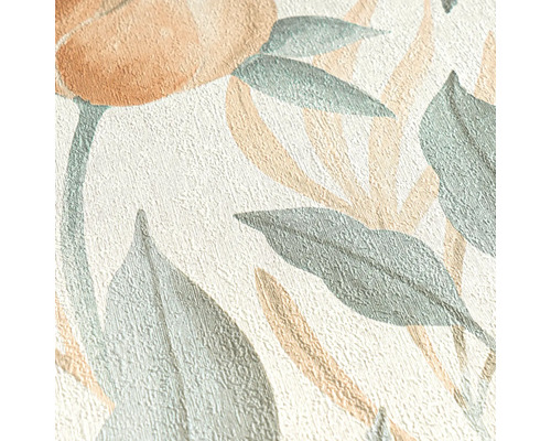 Gros plan d'un papier peint texturé avec des motifs de fleurs et de feuilles