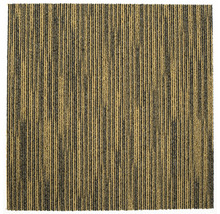 Tapis carré à rayures