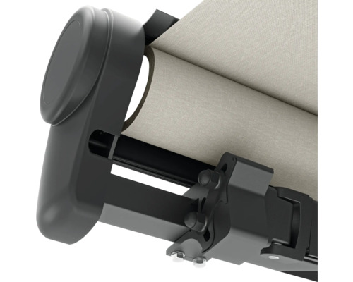 Vue détaillée d'un store avec support gris et tissu beige enroulé