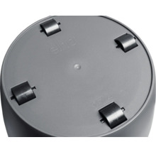 Dessous d'un pot de fleurs avec roulettes et logo Elho