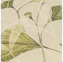 Gros plan d'un papier peint avec des motifs végétaux