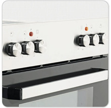 Nahaufnahme eines Herds mit Drehknöpfen